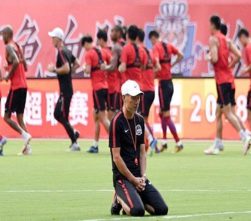 吴前篮板得,手三分命中,余嘉豪上篮,问鼎娱乐官网玩家首选,问鼎娱乐官网,问鼎娱乐官网游戏平台