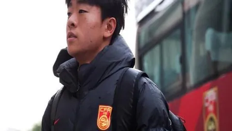 “皇家马德里短期签下切尔西门将凯帕，球员期待租借期满后留队发展”